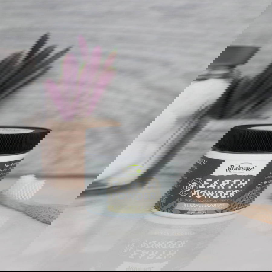 Earthpowder Licorice / Activated Charcoal