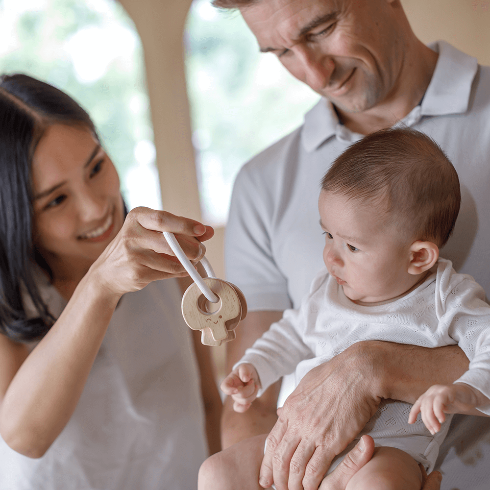 PlanToys - Rattle Keyring, Natural