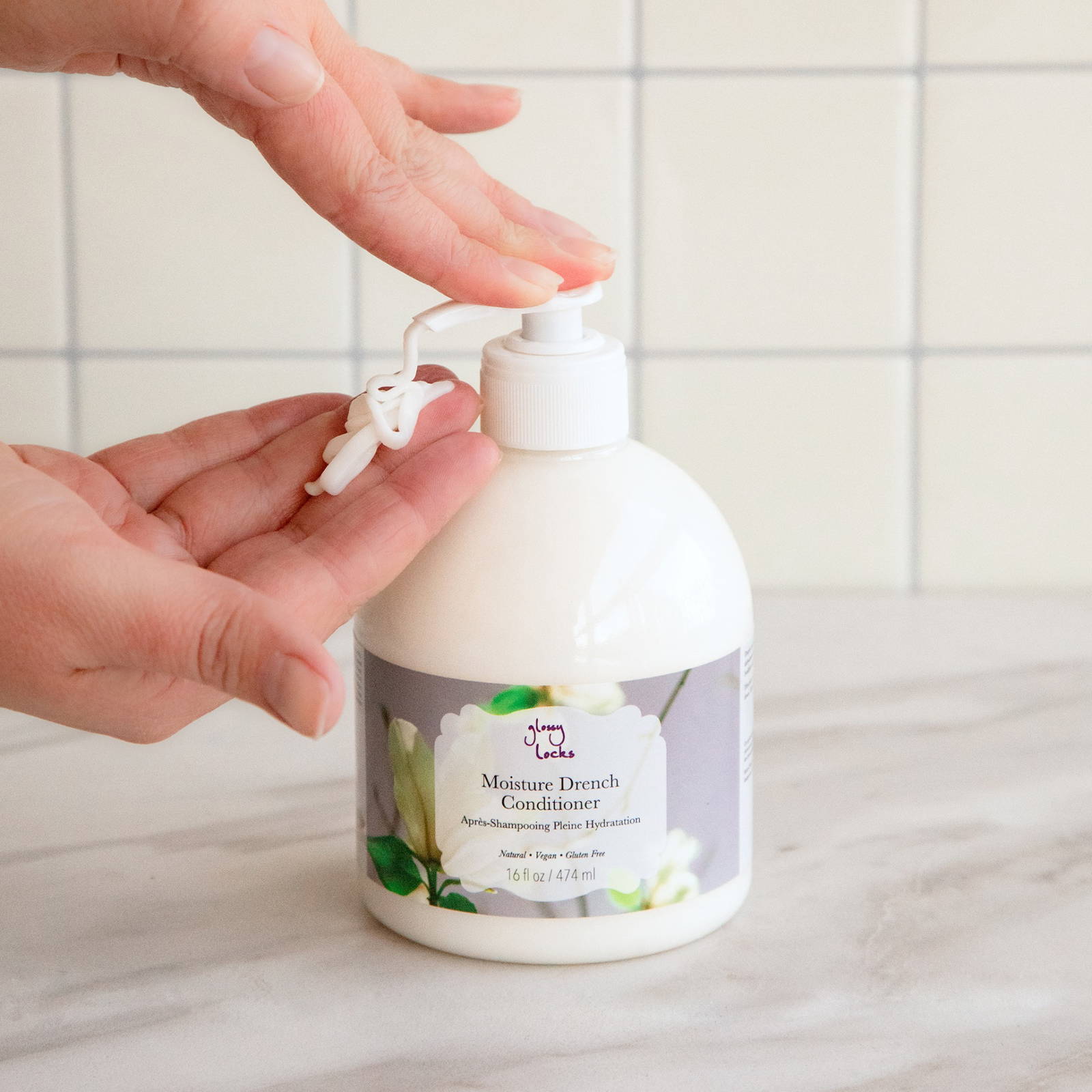 Glossy Locks Moisture Drench Conditioner, 474 ml