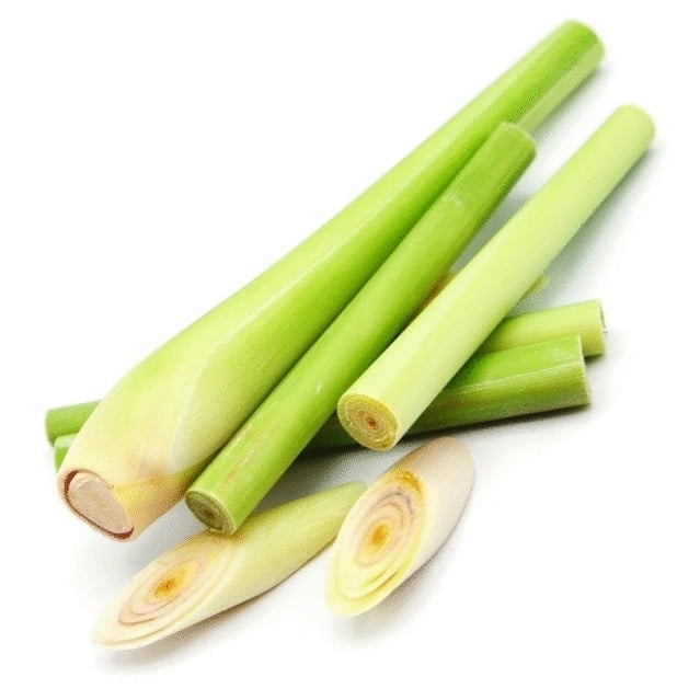 Essential Lemongrass Oil from Akamuti