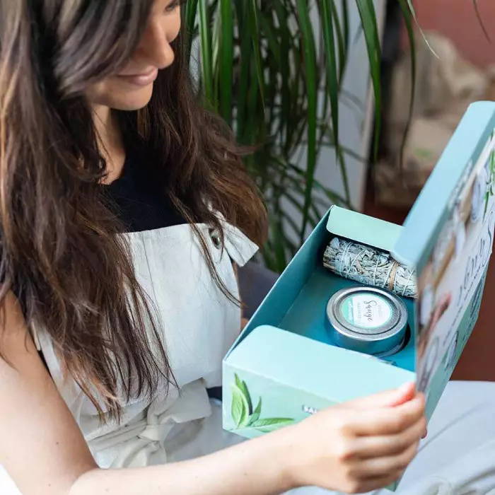 Box med Vit Salvia, Savia Ljus & Massageljus