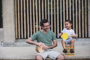 6436_PlanToys_BANJOLELE_Music_Musical_Auditory_Concentration_Emotion_Coordination_Creative_3yrs_Wooden_toys_Education_toys_Safety_Toys_Non-toxic_5-scaled-1-300x200.jpeg