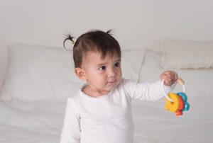 5217_PlanToys_BABY_KEY_RATTLE_Babies_Fine_Motor_Auditory_0-6m_Wooden_toys_Education_toys_Safety_Toys_Non-toxic_0-300x202.jpeg