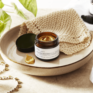 EB979-evolve-organic-beauty-skincare-bio-retinol-gold-face-mask-3-300x300.png