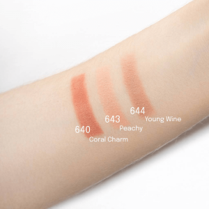 32585-Uoga-Uoga-Powder-Blush-Peachy-5g-2-300x300.png