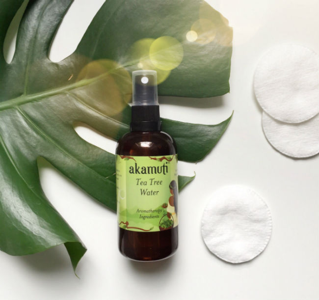 Akamuti tea tree vatten